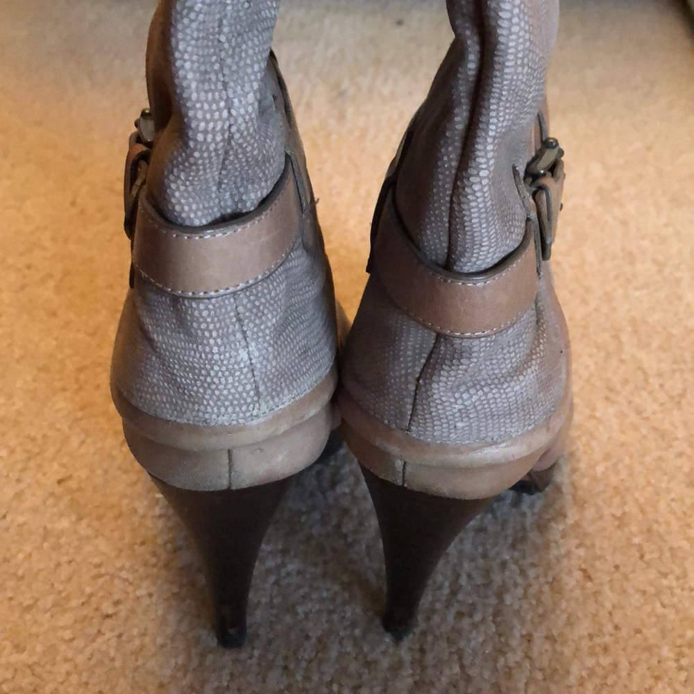 Cole Han Nike Air boots in tan leather & suede - Picture 4 of 8